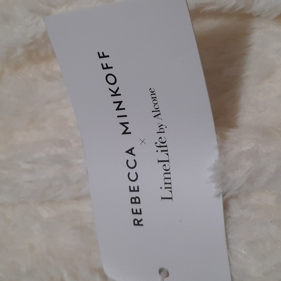 Bundle of. Wrislets/Pouch - Picture 12 of 13